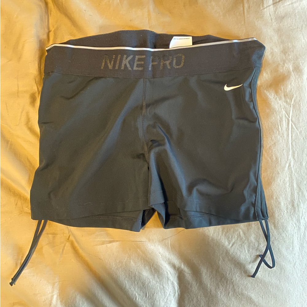 NIKE PRO black compression shorts